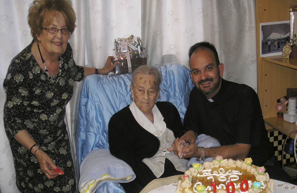 Ana María Muñoz Andreo celebró su centenario acompañada de familiares y amigos